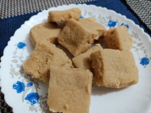 শেরপুরের গুড়ের সন্দেশ