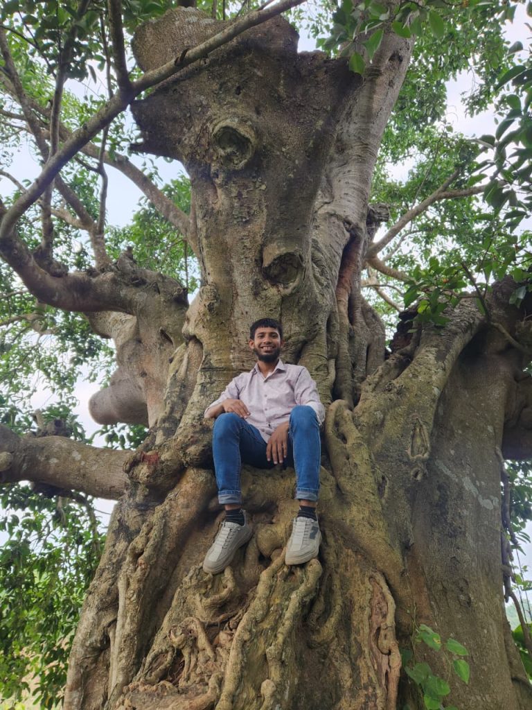 হারিয়াকোনা পাহাড় বটবৃক্ষ.jpeg